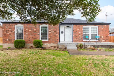Photo of 8902 Hagner Dr, Louisville, KY 40258 (MLS # 1711565)