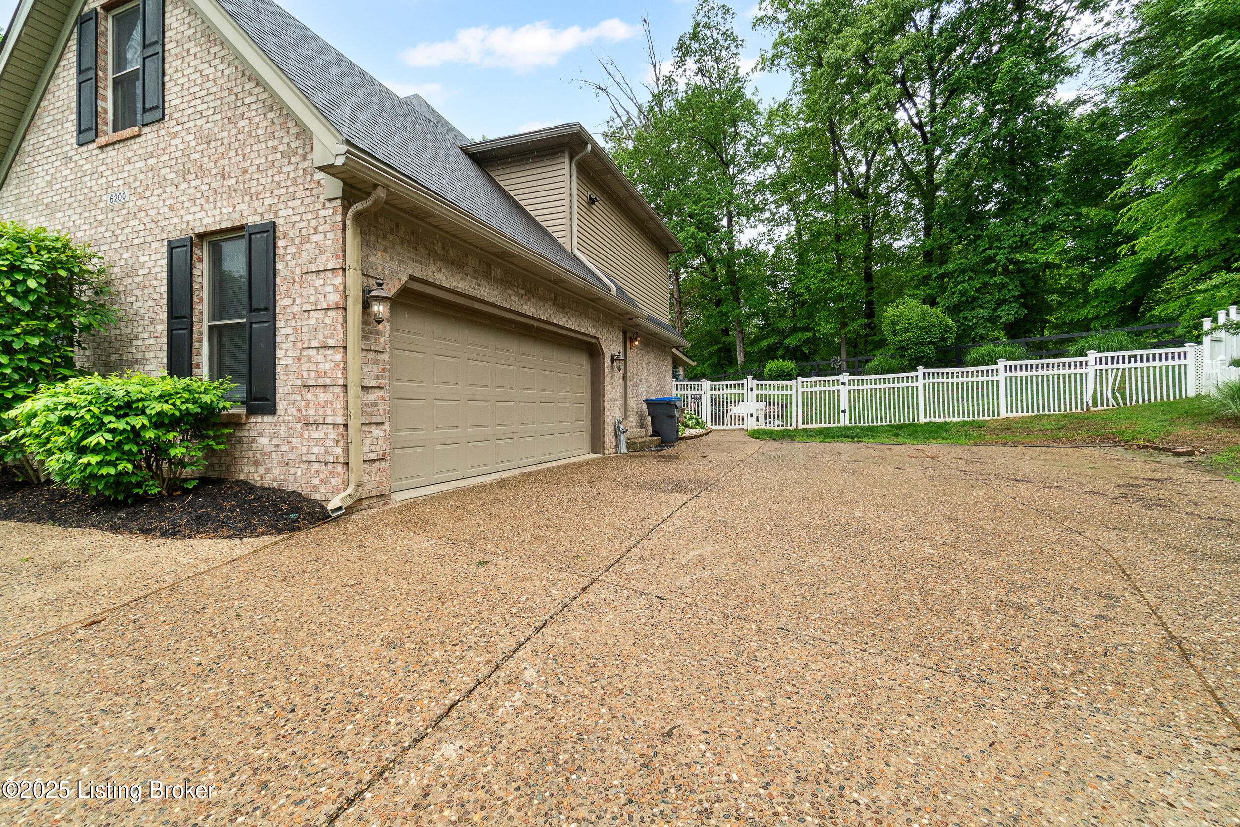 6200 Cottage Ridge Pl, Louisville, Pennsylvania image 6