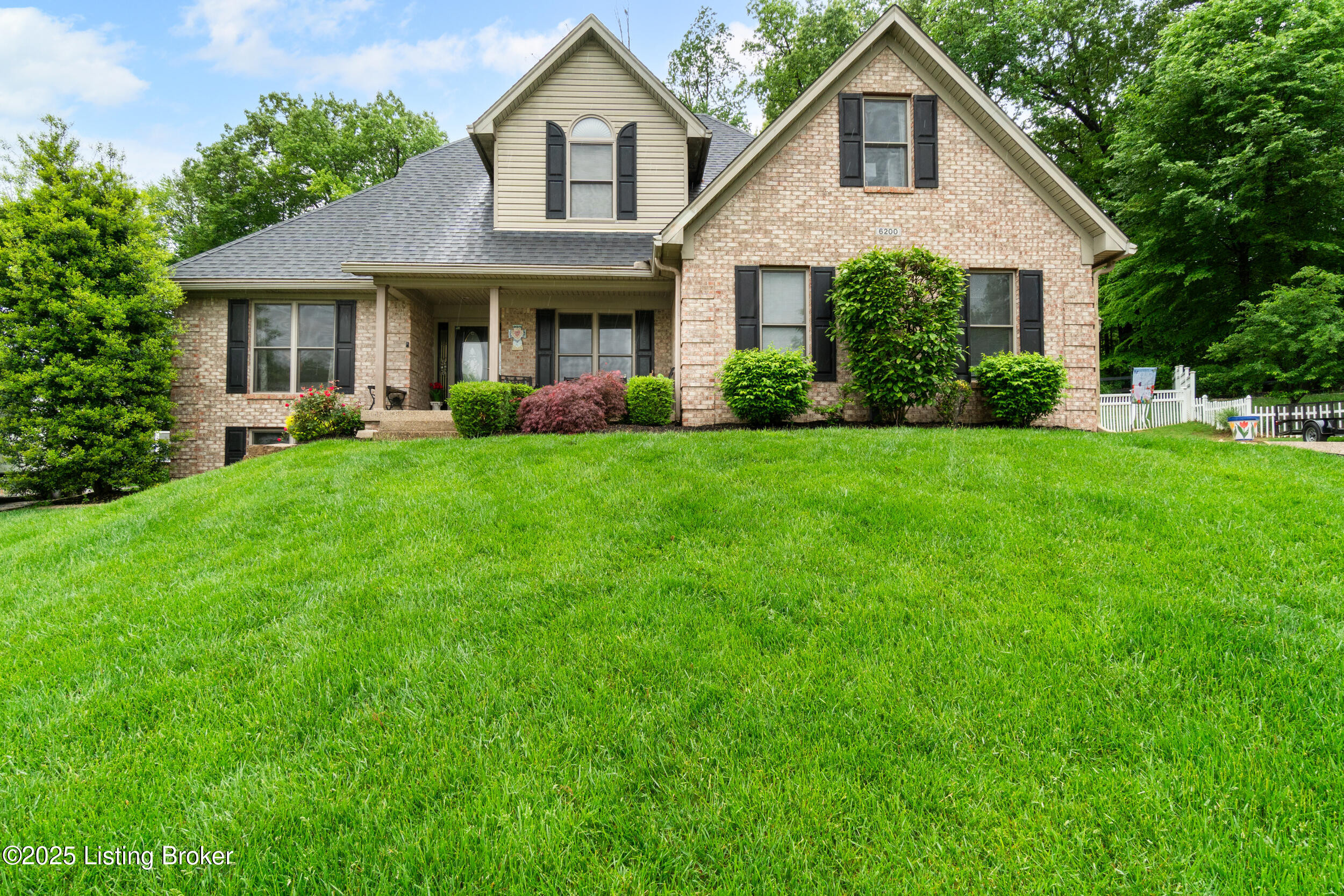 6200 Cottage Ridge Pl, Louisville, Pennsylvania image 4