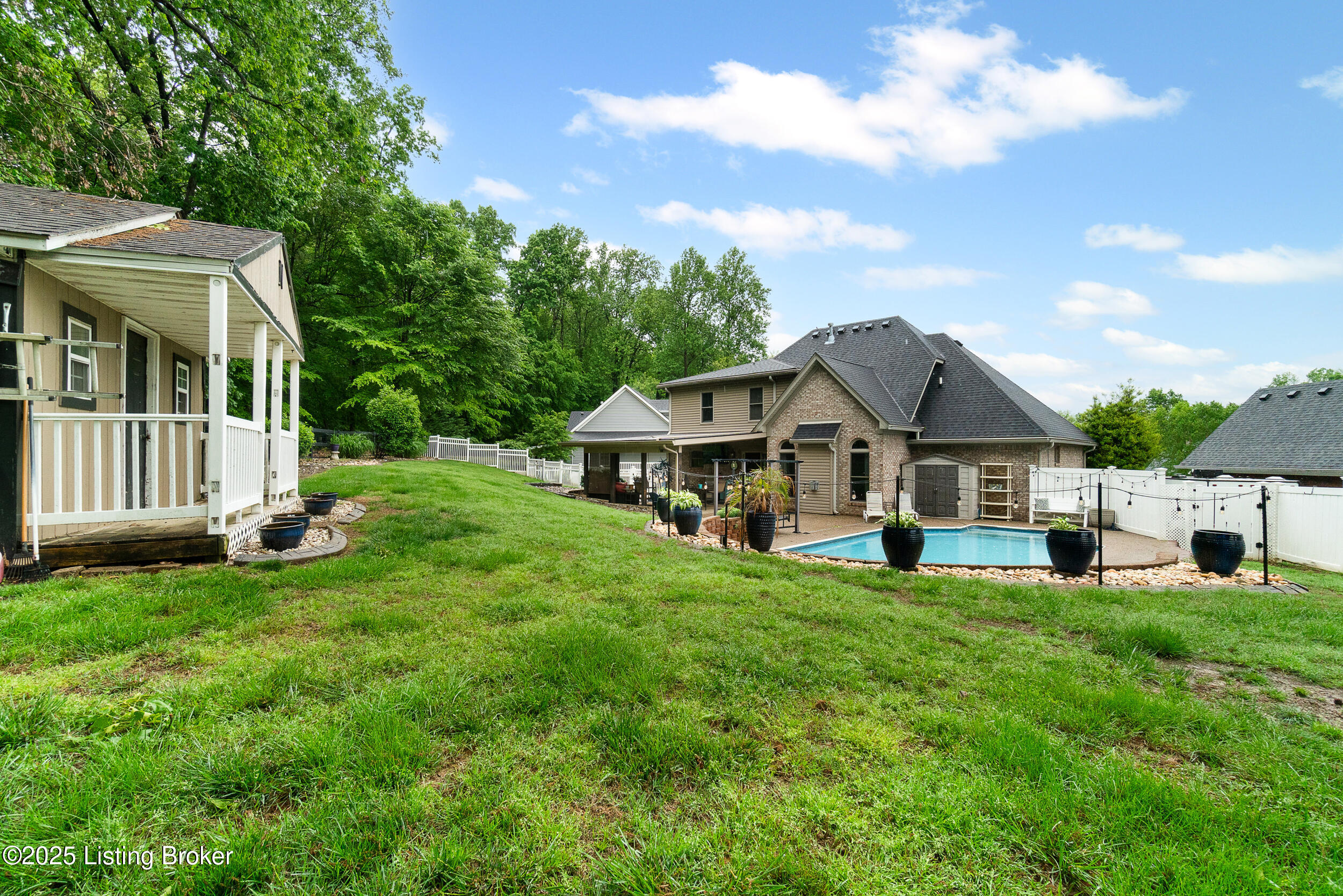 6200 Cottage Ridge Pl, Louisville, Pennsylvania image 7