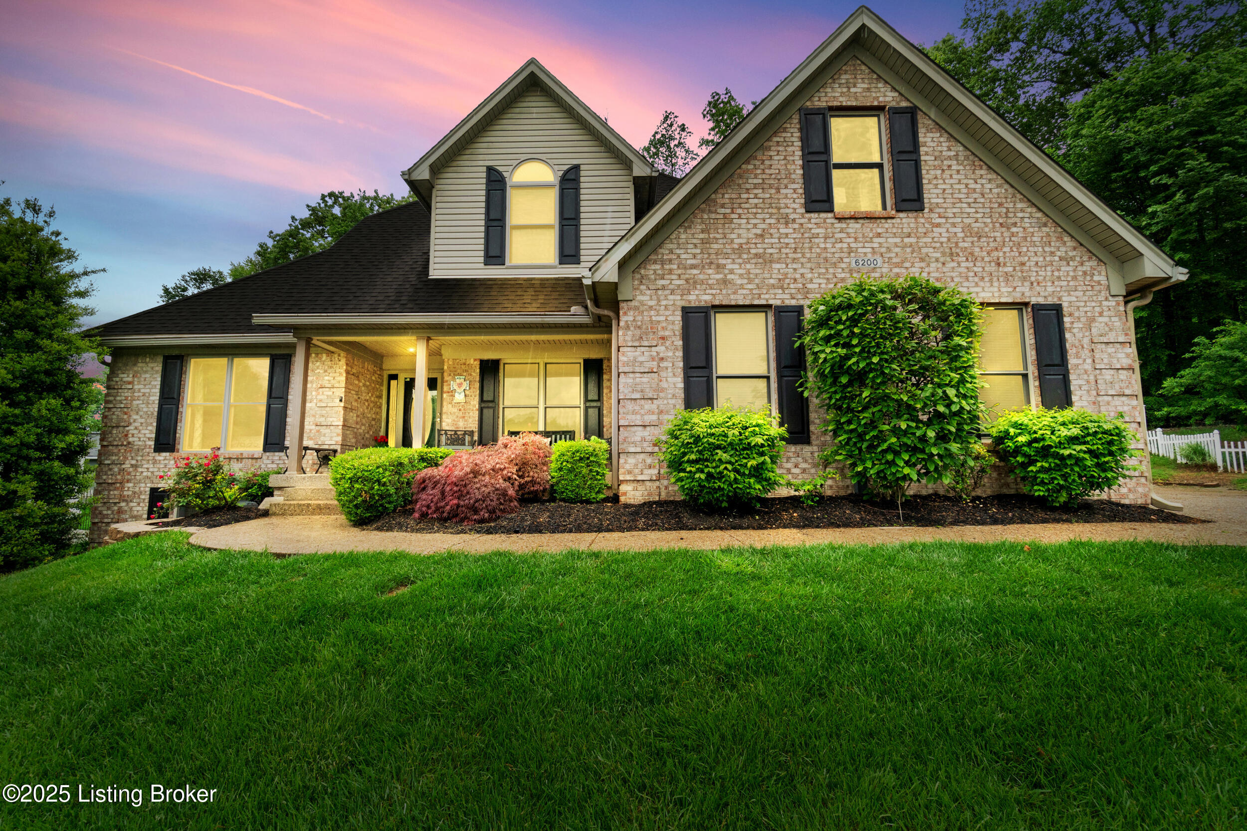 6200 Cottage Ridge Pl, Louisville, Pennsylvania image 2