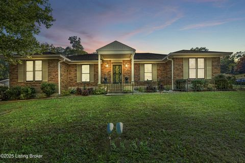 Photo of 1104 Palatka Rd, Louisville, KY 40214 (MLS # 1701165) Photo of 1104 Palatka Rd, Louisville, KY 40214 (MLS # 1701165)