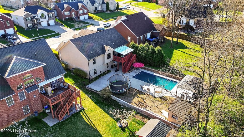 Photo of 7311 Brook Meadow Dr, Louisville, KY 40228 (MLS # 1712789)