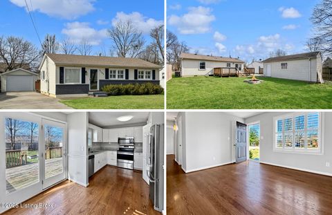 Photo of 6103 Herron Ct, Louisville, KY 40229 (MLS # 1710044)