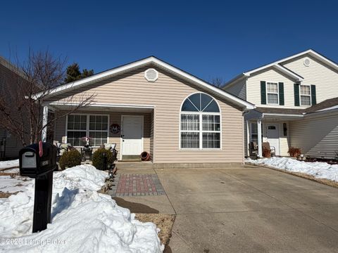 Photo of 6516 Cottagemeadow Dr, Louisville, KY 40218 (MLS # 1708691)