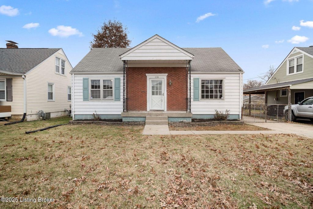 Photo of 221 Inverness Ave, Louisville, KY 40214 (MLS # 1704560)