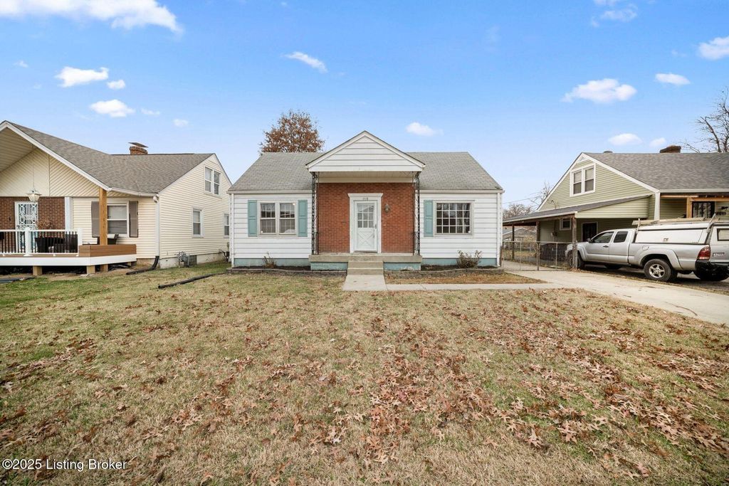 Photo of 221 Inverness Ave, Louisville, KY 40214 (MLS # 1704560)
