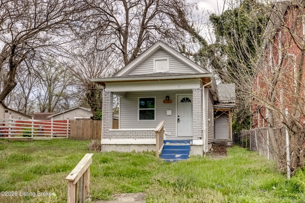 Photo of 1735 W Ormsby Ave, Louisville, KY 40210 (MLS # 1720261)