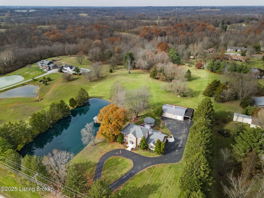 Photo of 4405 W Hwy 22, Crestwood, KY 40014 (MLS # 1704293)