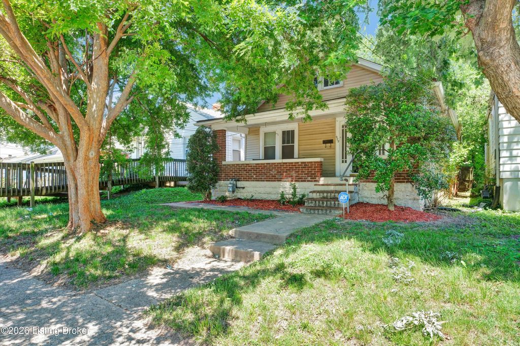Photo of 929 Denmark St, Louisville, KY 40215 (MLS # 1719726)
