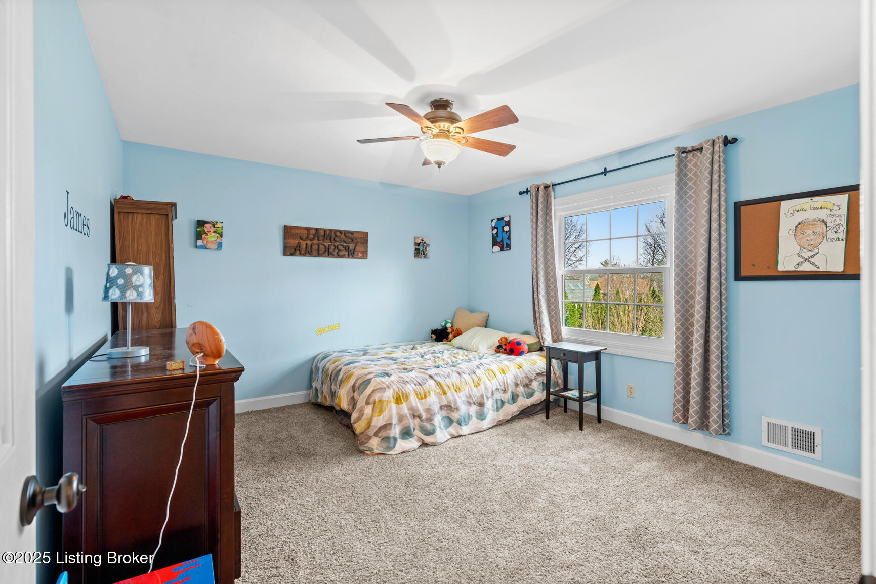 8809 Linn Station Rd, Louisville, Kentucky image 31