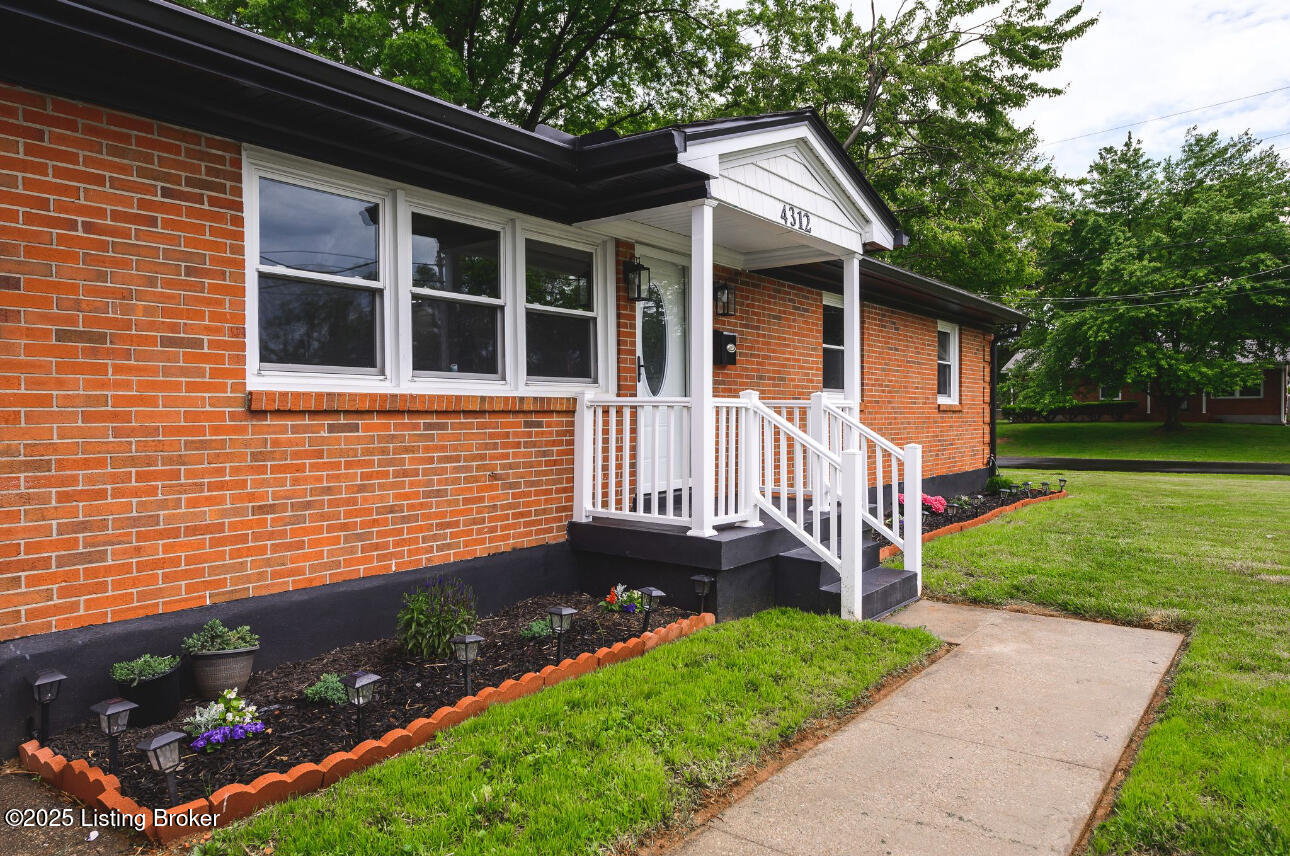4312 Winter Garden Ct, Louisville, Kentucky image 3