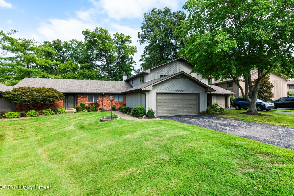 Photo of 5602 Harrods Cove #C1, Prospect, KY 40059 (MLS # 1727201)