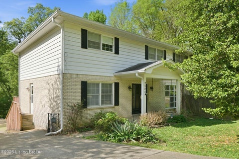 Tiny photo for 2804 Timber Hills Rd, Louisville, KY 40214 (MLS # 1730976)