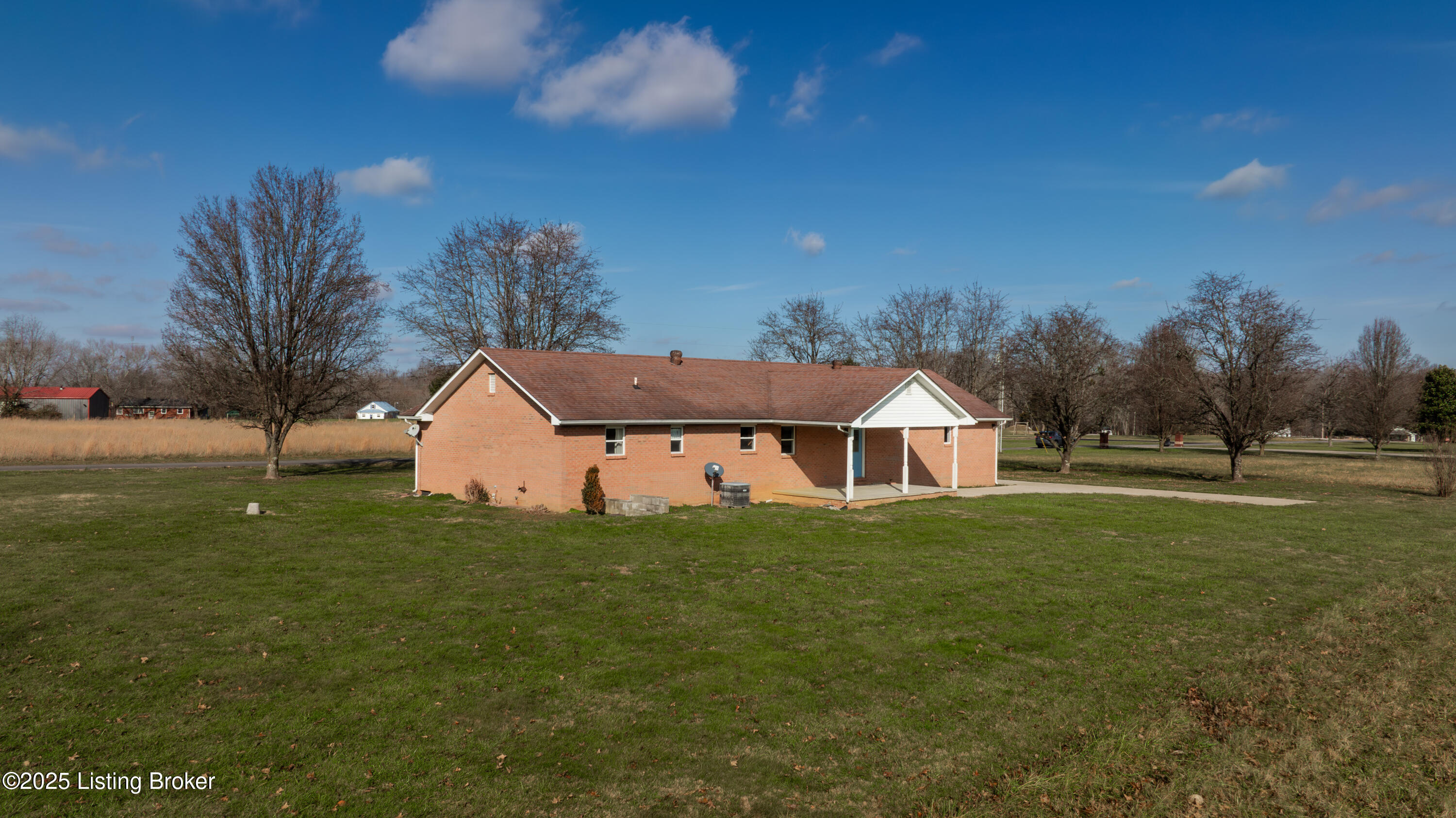 137 Butcher Estates Dr, Russell Springs, Kentucky image 3