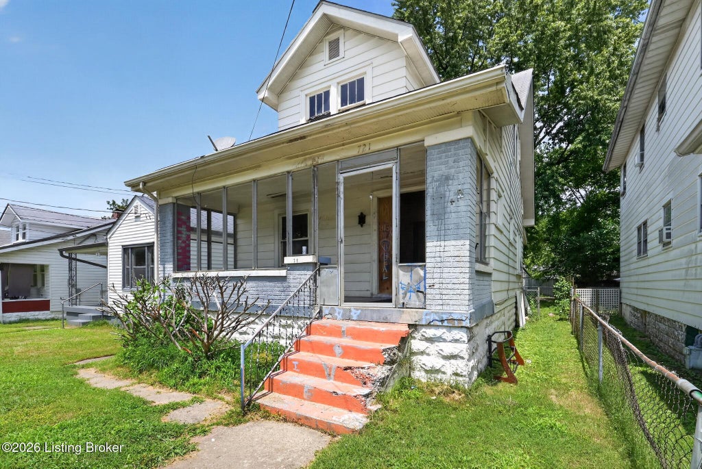 Photo of 721 Denmark St, Louisville, KY 40215 (MLS # 1723864)