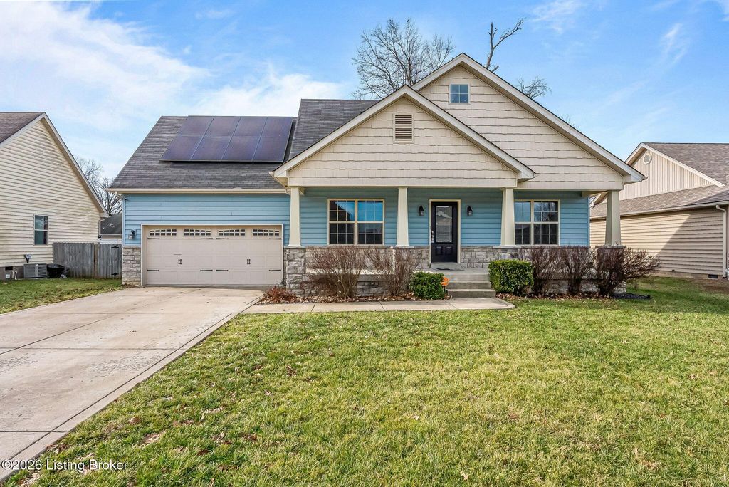 Photo of 516 Reserves Blvd, Shepherdsville, KY 40165 (MLS # 1707141)