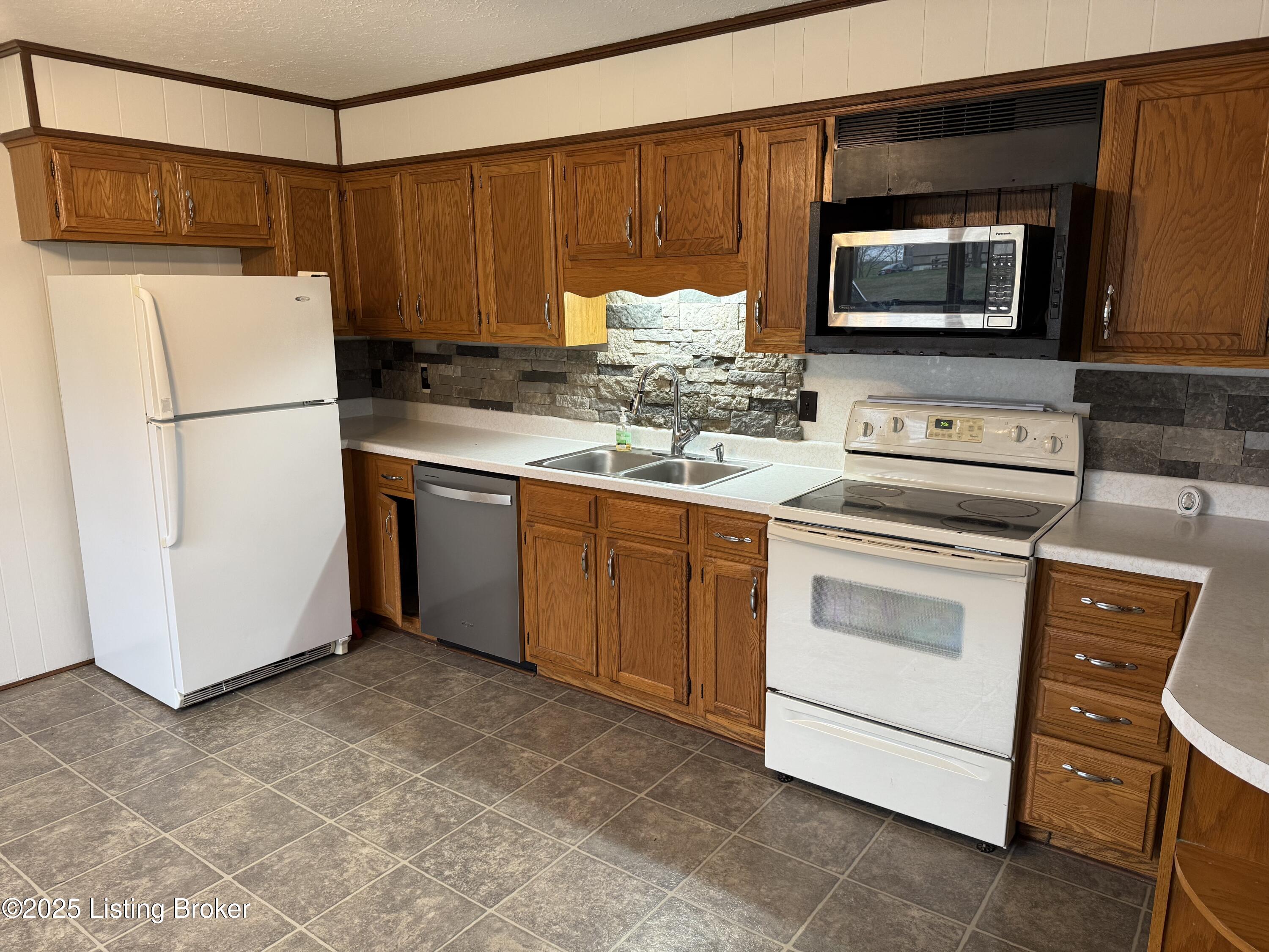 6390 N Hwy 259, Hardinsburg, Kentucky image 9
