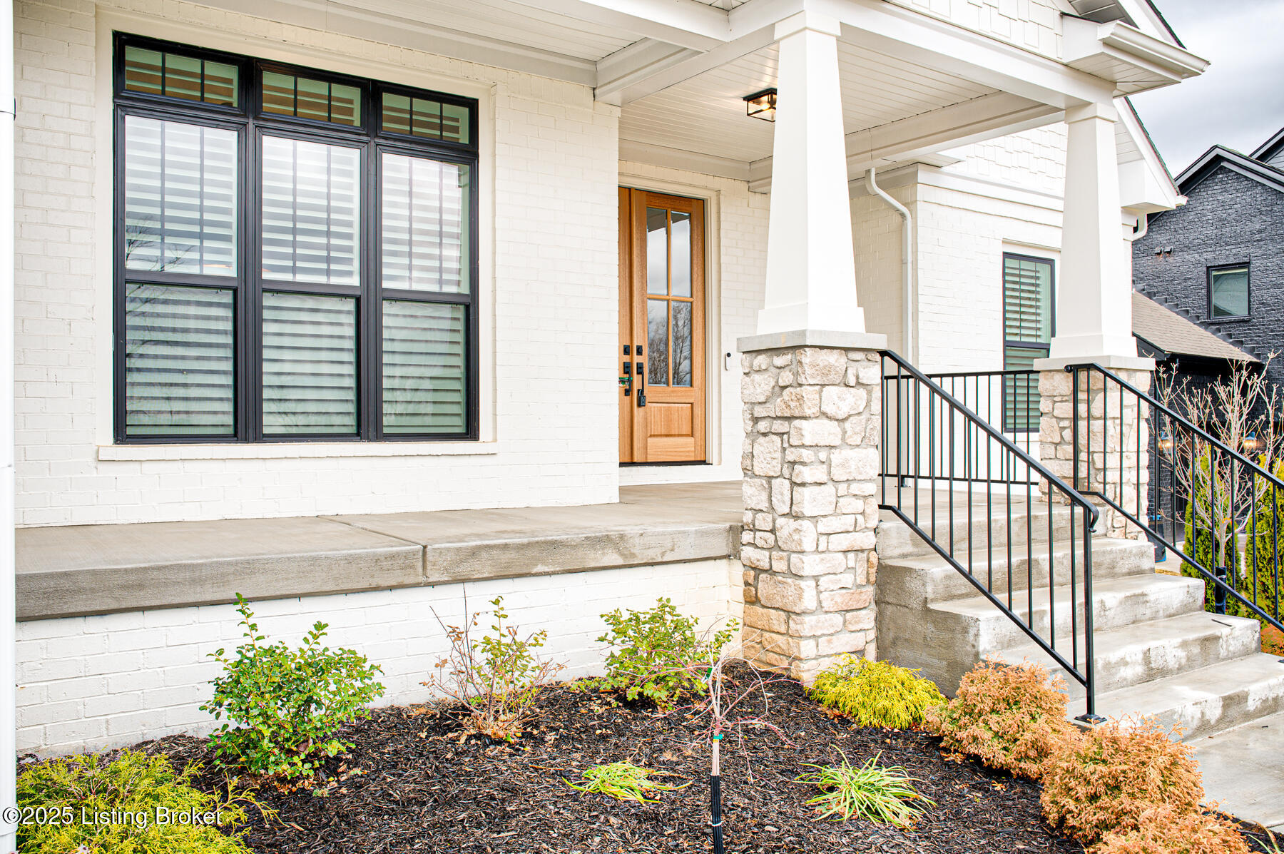 6205 Brentwood Dr, Crestwood, Kentucky image 2
