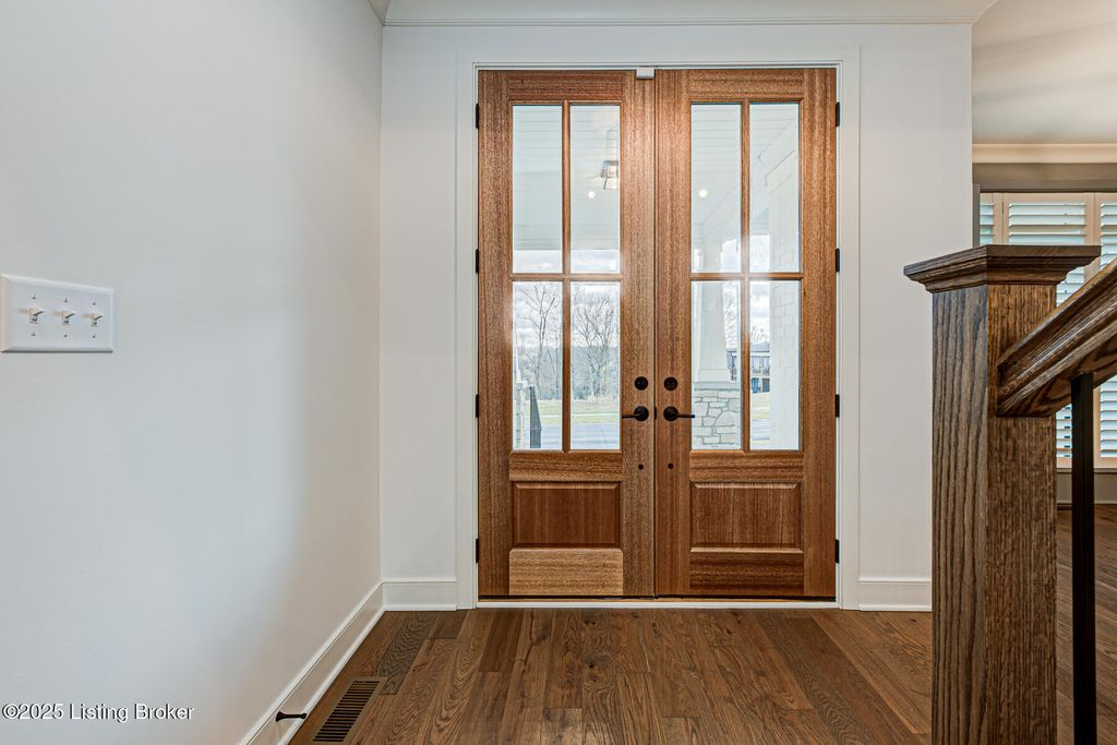 Photo of 6205 Brentwood Dr, Crestwood, KY 40014 (MLS # 1681680)