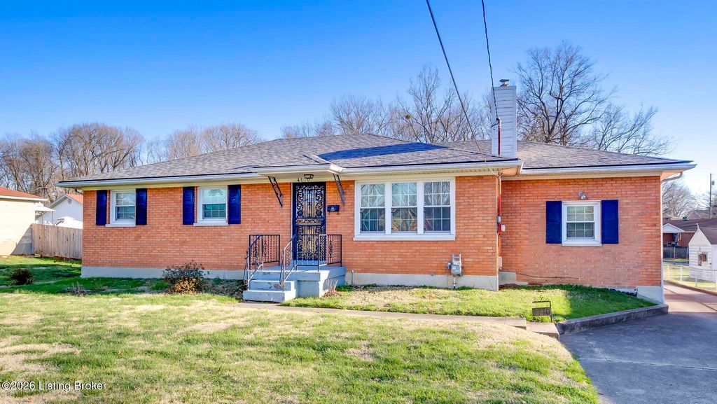 Photo of 4710 Miles Ln, Louisville, KY 40219 (MLS # 1711932)