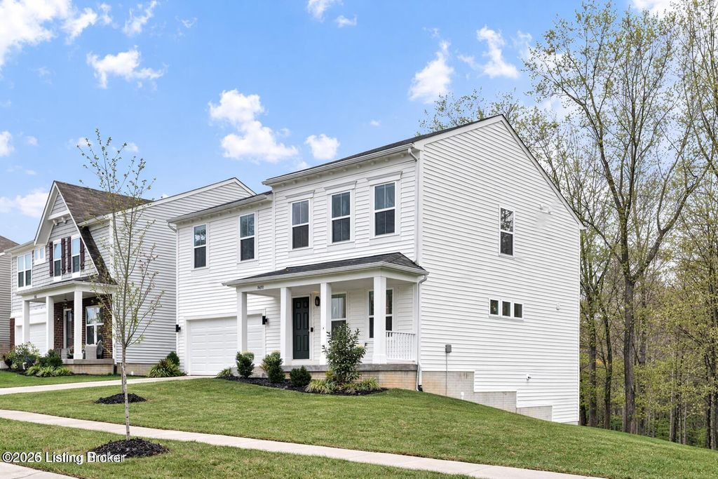 Photo of 18070 Bridle Run Dr, Louisville, KY 40245 (MLS # 1711057)