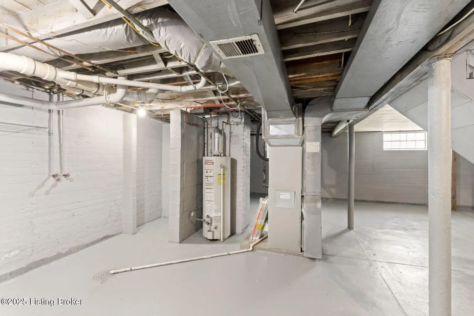 Louisville, Kentucky 40217, United States, 3 Bedrooms Bedrooms, ,2 BathroomsBathrooms,Residential,Active,228771