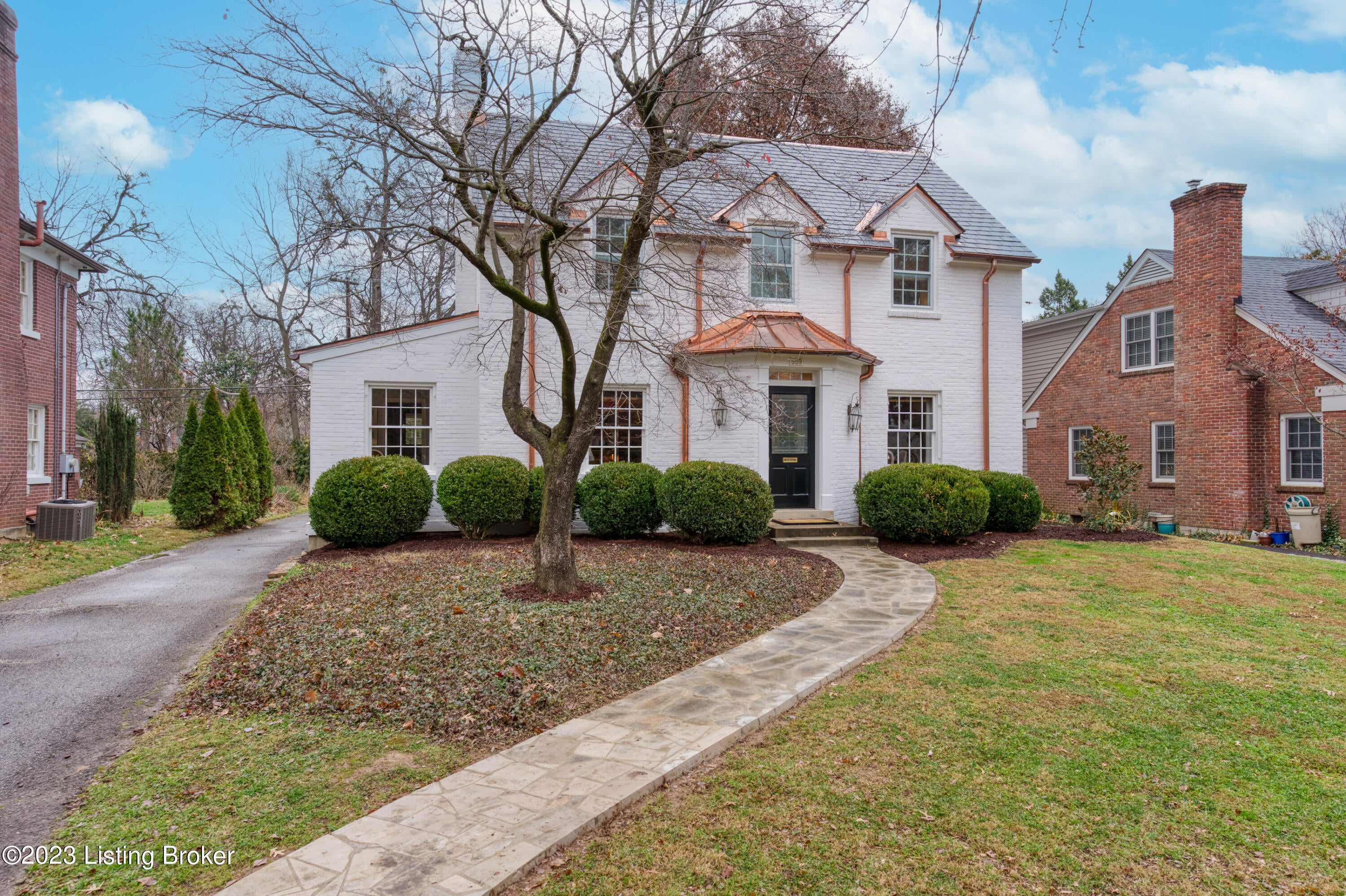 Photo 1 of 63 — 559 Sunnyside Dr, Louisville, KY 40206