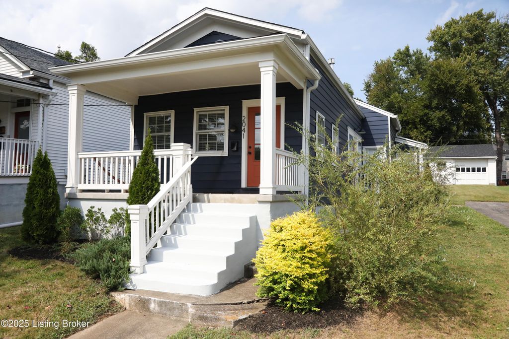 Photo of 2041 Payne St, Louisville, KY 40206 (MLS # 1715560)