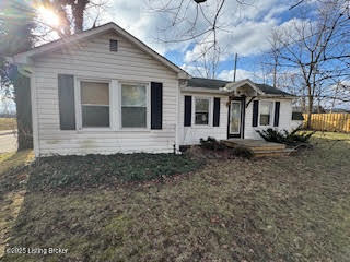 104 Clifford Ln, La Grange, Kentucky image 1