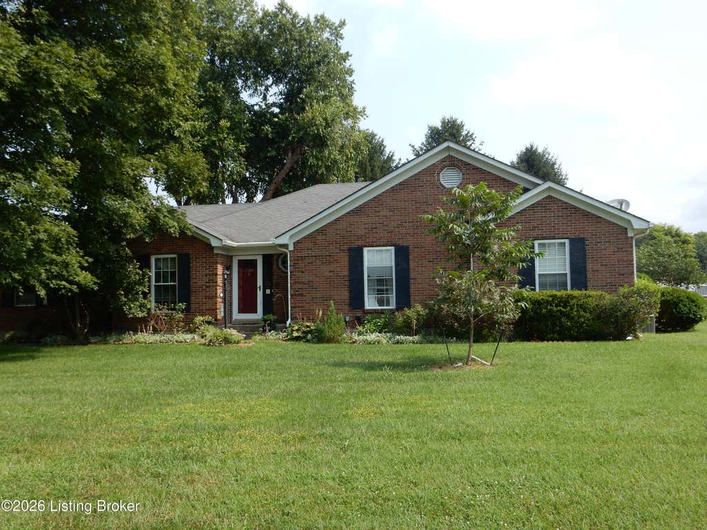 Photo of 1318 Worth Ave, Shepherdsville, KY 40165 (MLS # 1724747)