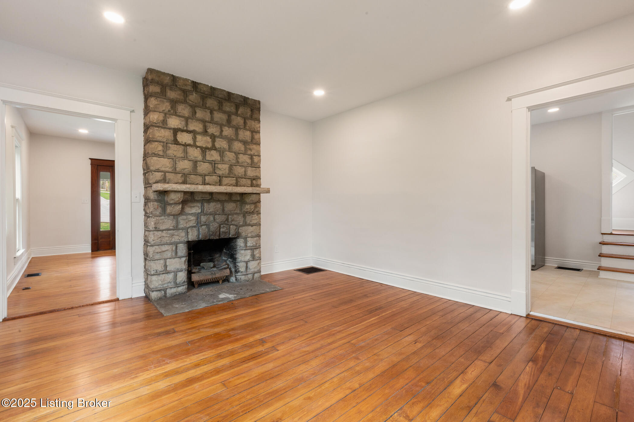 425 Cherry Ln, Pewee Valley, Pennsylvania image 12