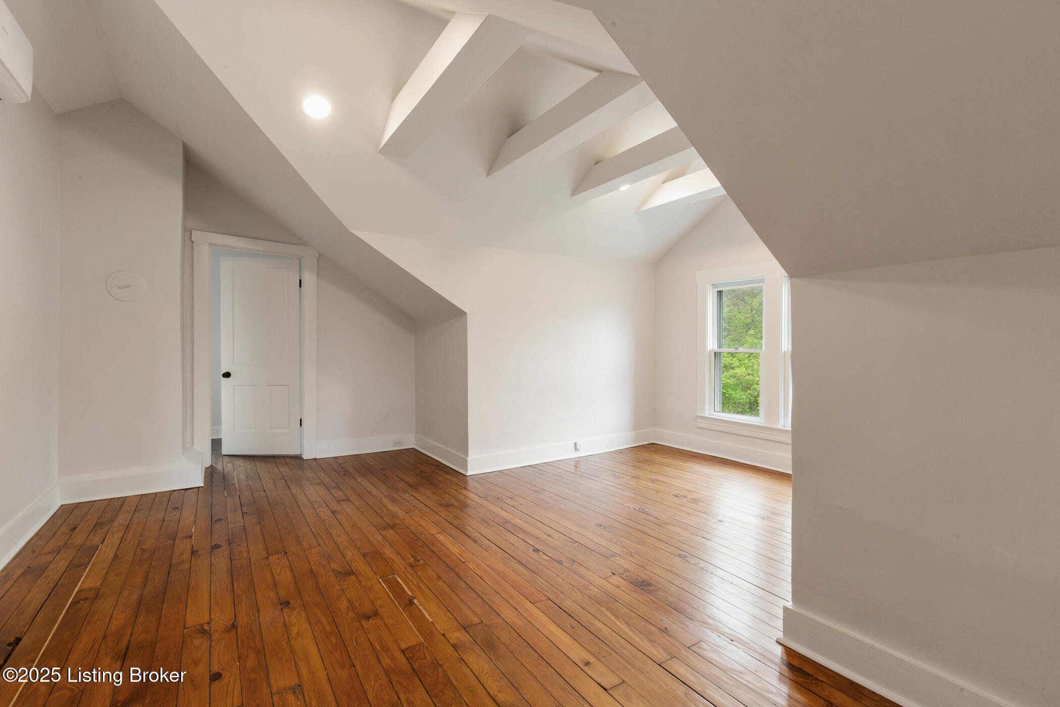 425 Cherry Ln, Pewee Valley, Pennsylvania image 33