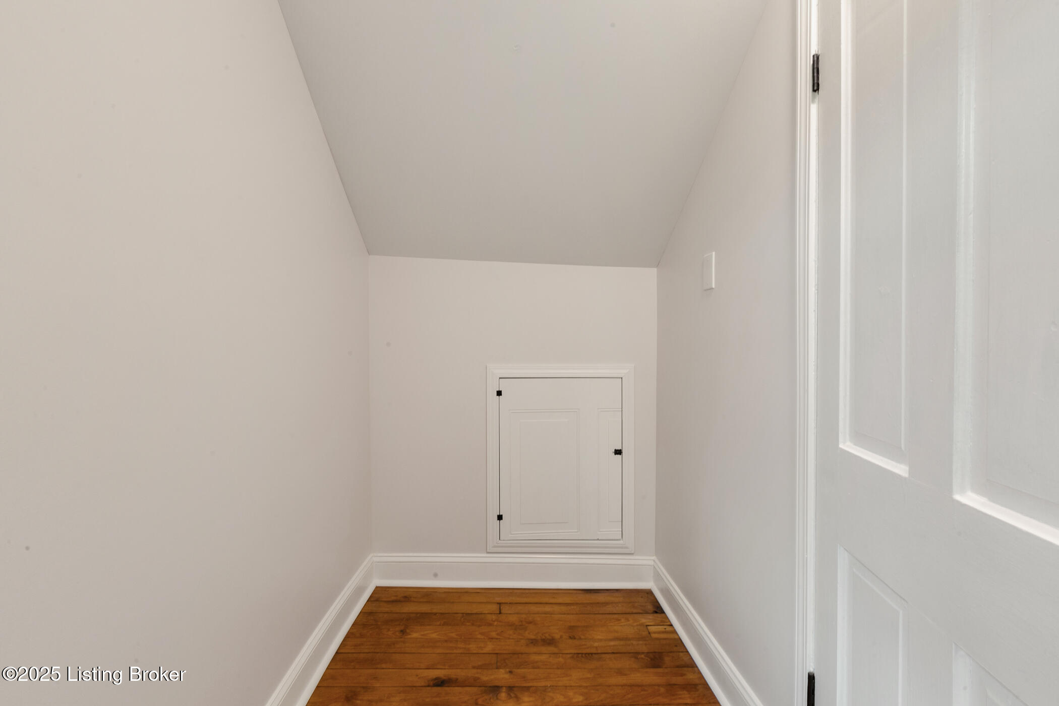 425 Cherry Ln, Pewee Valley, Pennsylvania image 38