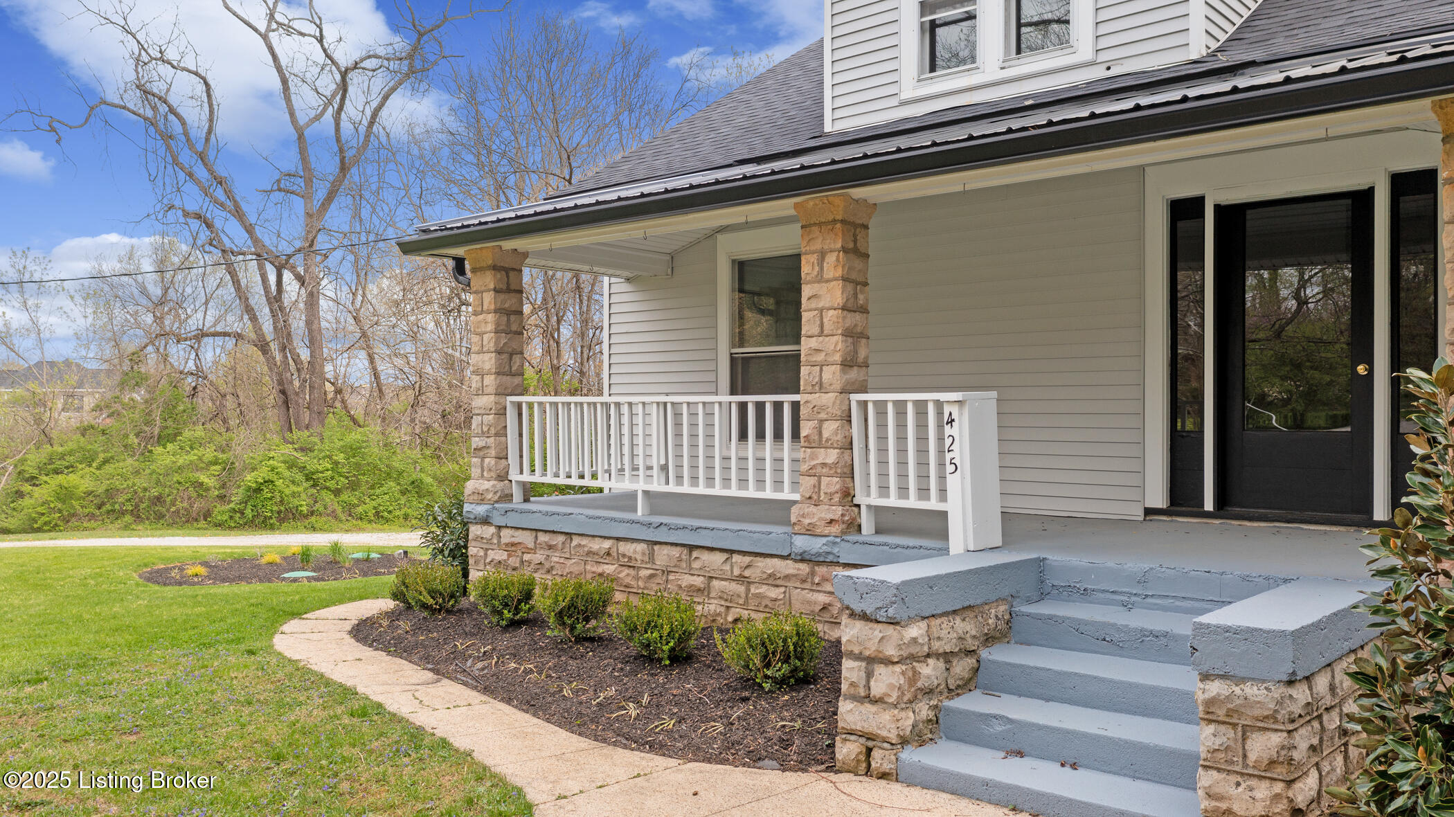 425 Cherry Ln, Pewee Valley, Pennsylvania image 7