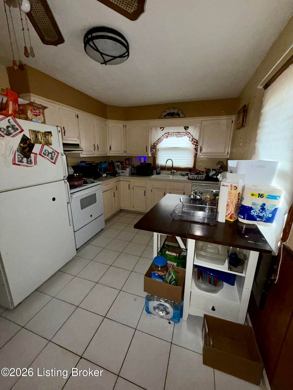 Photo of 1424 Delmar Ln, Louisville, KY 40216 (MLS # 1708957)