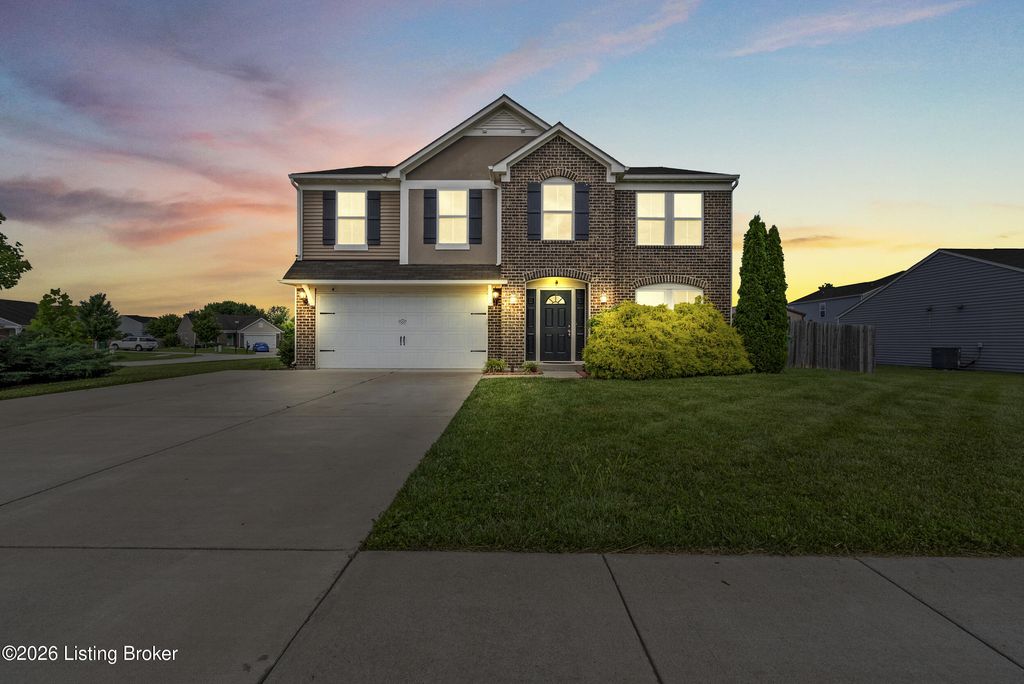Photo of 216 Round Rock Dr, Shepherdsville, KY 40165 (MLS # 1720965)