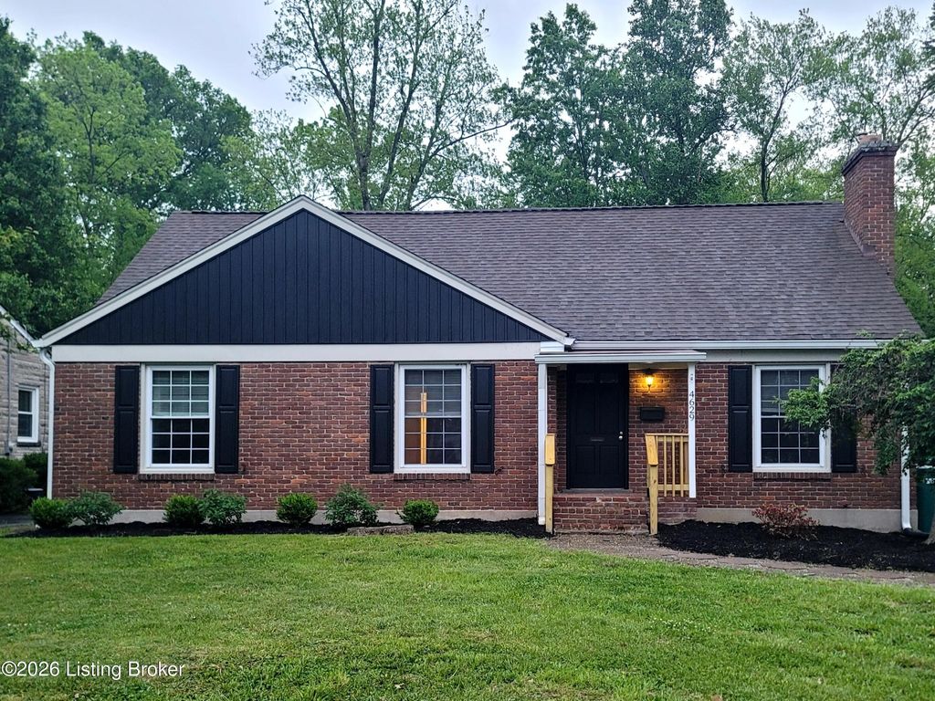 Photo of 4629 Beaver Rd, Bellewood, KY 40207 (MLS # 1715587)