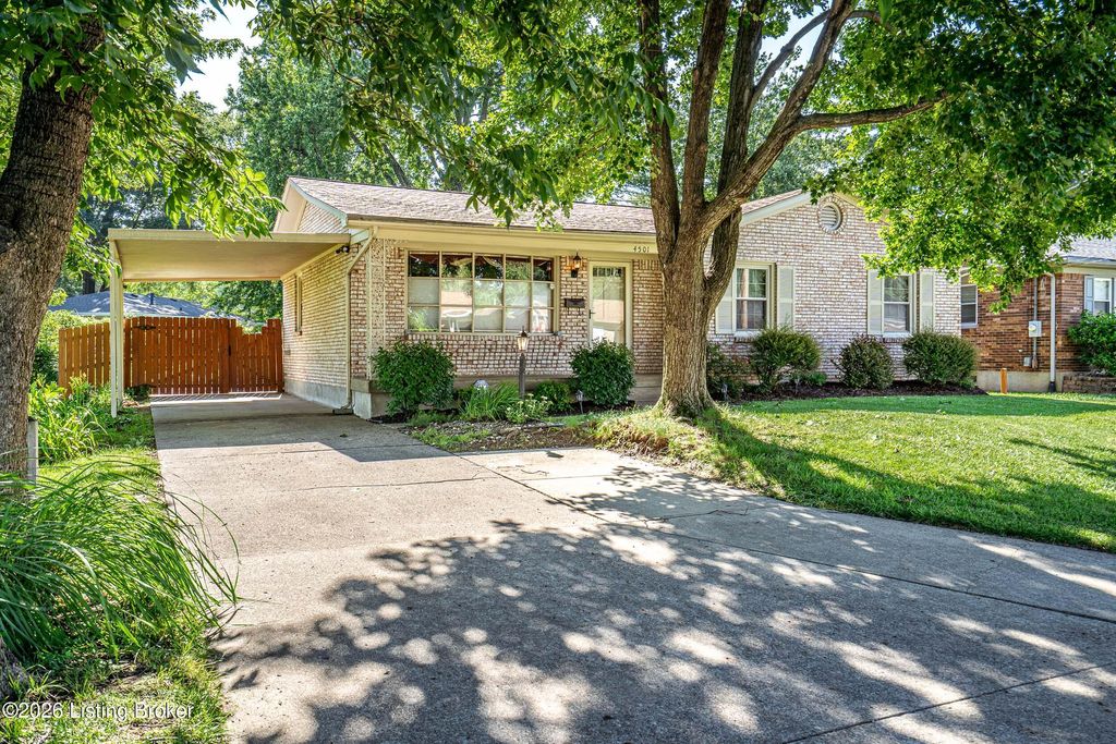 Photo of 4501 Swako Ln, Louisville, KY 40216 (MLS # 1721373)