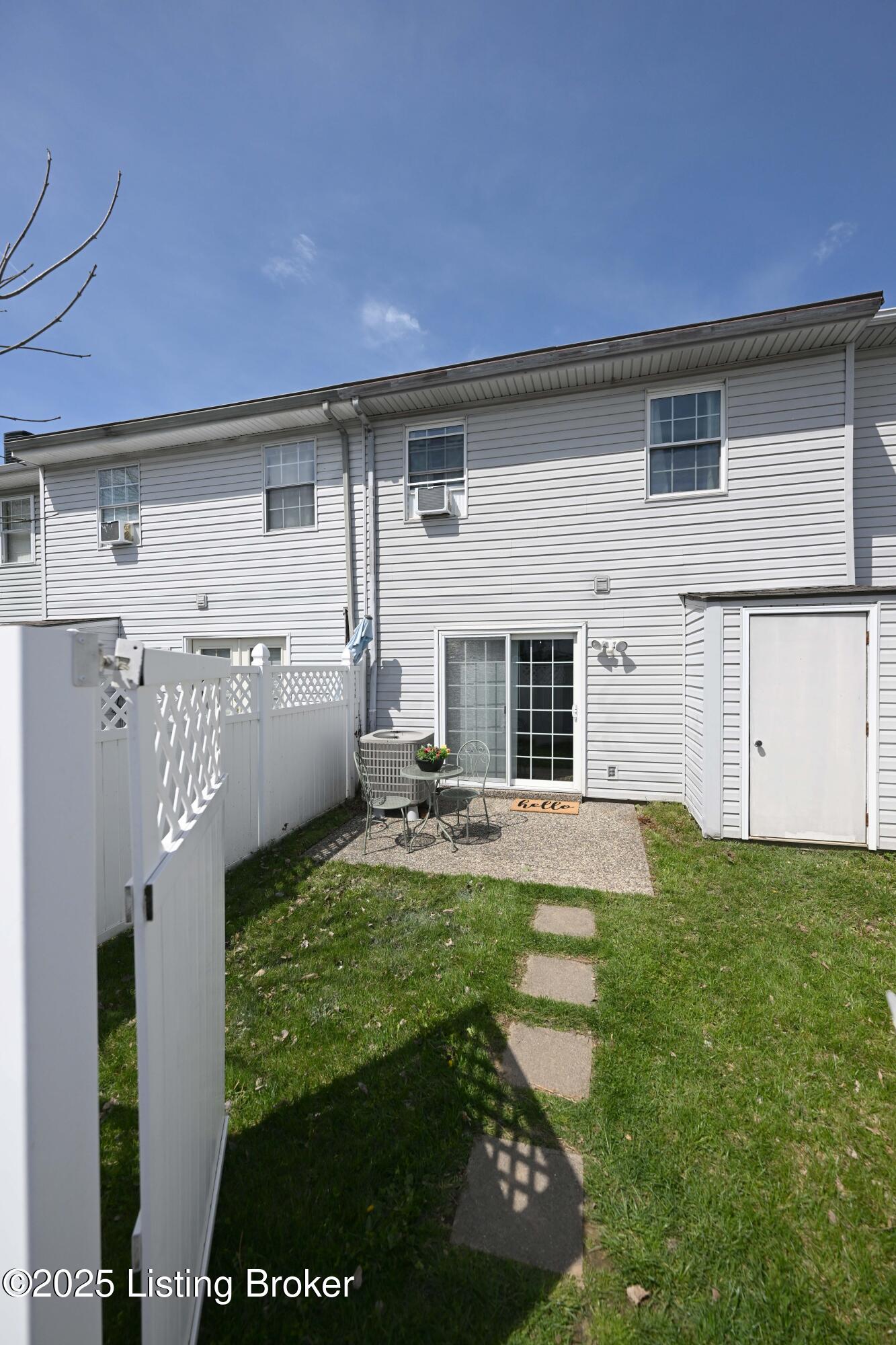 5507 Delmaria Way, Louisville, Pennsylvania image 46