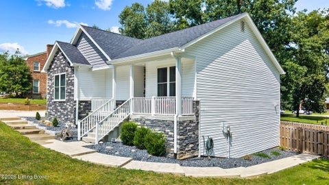 Tiny photo for 611 Lakeshore Pkwy, Brandenburg, KY 40108 (MLS # 1728960)