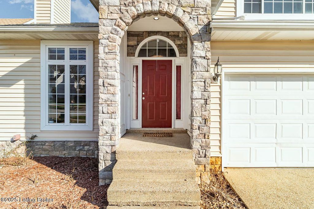 Photo of 5113 Silverton Ln, Louisville, KY 40241 (MLS # 1705565)