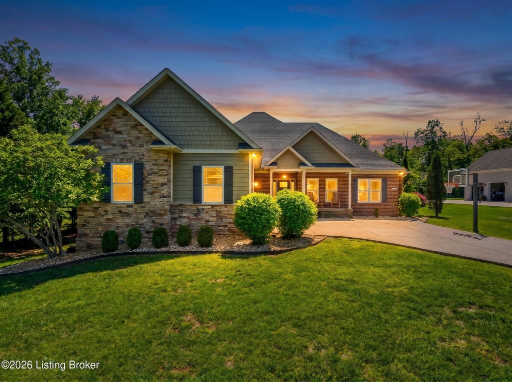 Photo of 2907 Darby Creek Dr, Crestwood, KY 40014 (MLS # 1716958)