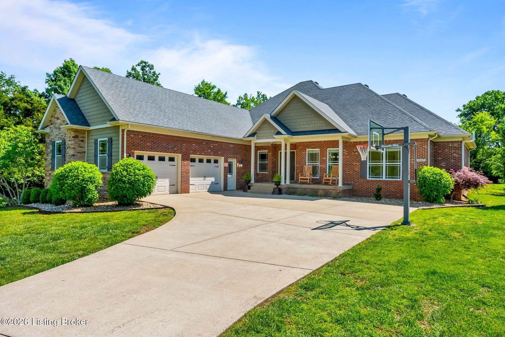 Photo of 2907 Darby Creek Dr, Crestwood, KY 40014 (MLS # 1716958)