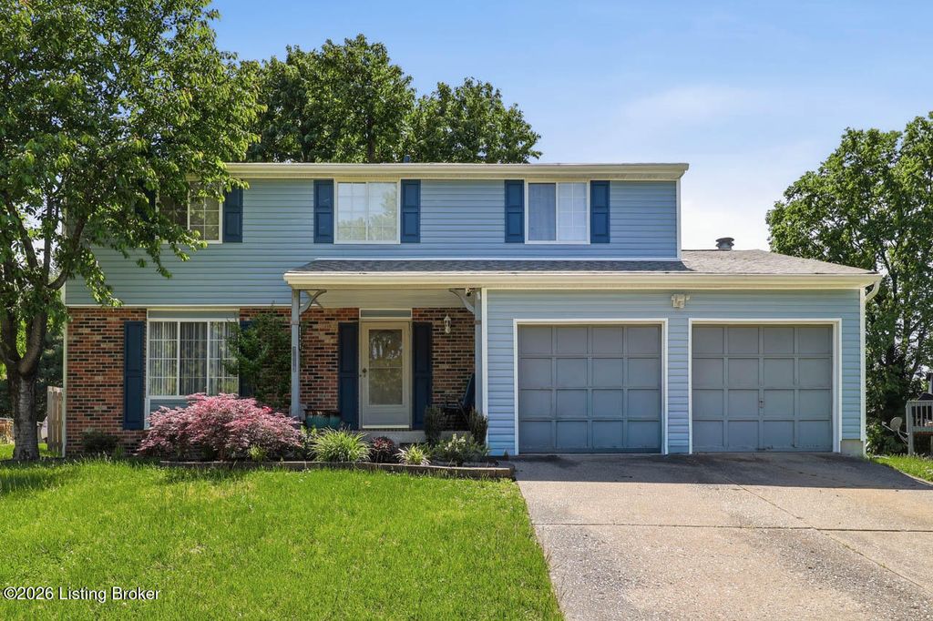 Photo of 3002 Weather Way, Louisville, KY 40220 (MLS # 1716735)