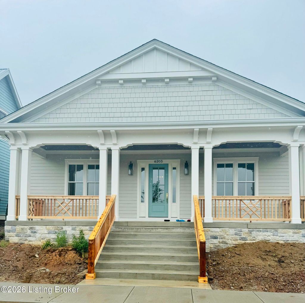 Photo of 6203 Snowberry Dr, Prospect, KY 40059 (MLS # 1719171)