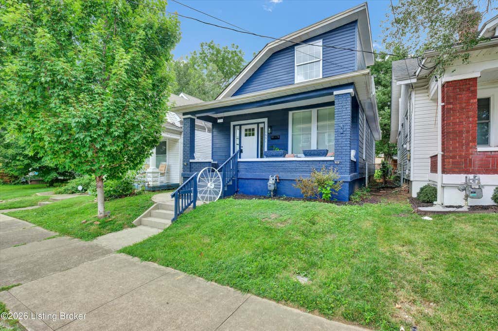 Photo of 1351 McHenry St, Louisville, KY 40217 (MLS # 1723625)