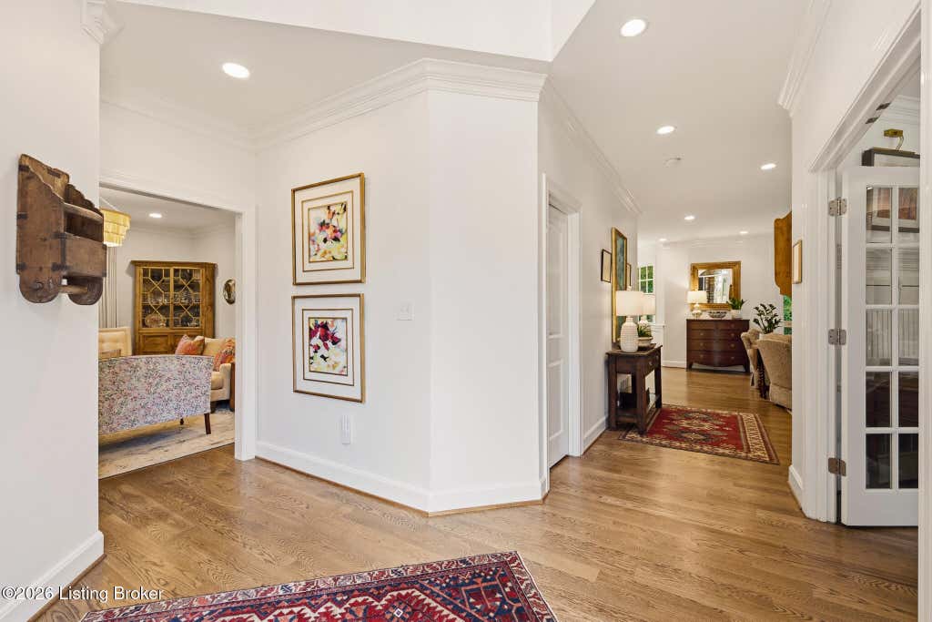 Photo of 1618 Two Springs Pl, Louisville, KY 40207 (MLS # 1727434)