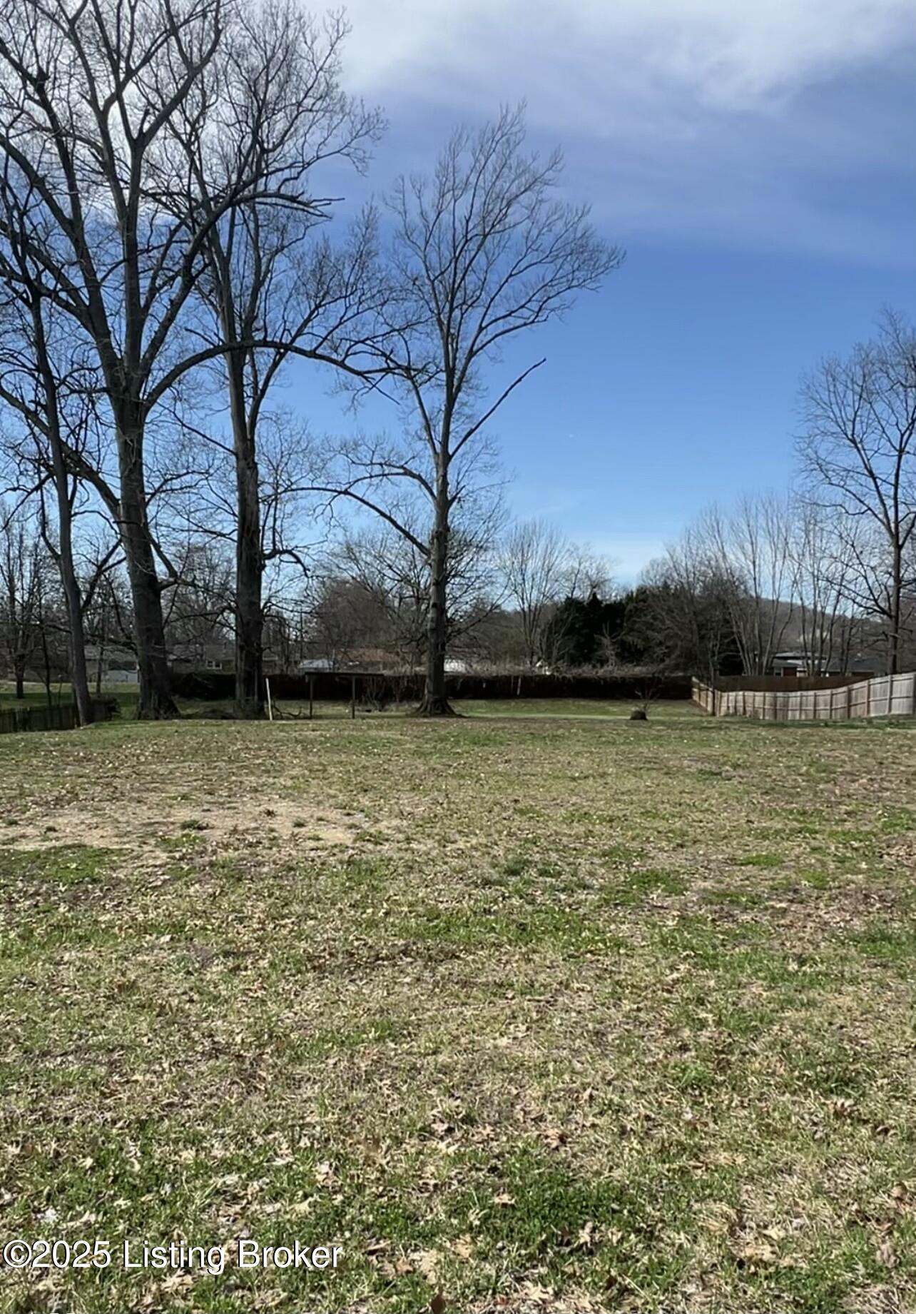 7408 Old North Church Rd, Louisville, Kentucky image 1