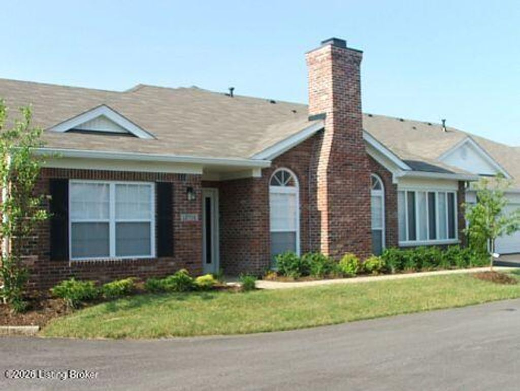 Photo of 13702 English Ivy Ct, Louisville, KY 40299 (MLS # 1713888)